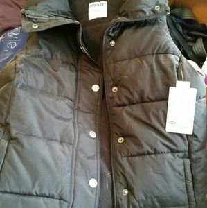 NWT Old Navy frost free puffer vest